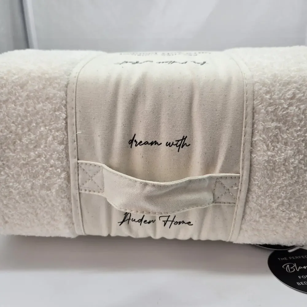 Auden Home Queen Dreamy Ultra Soft Feather Finish Blanket 90x90